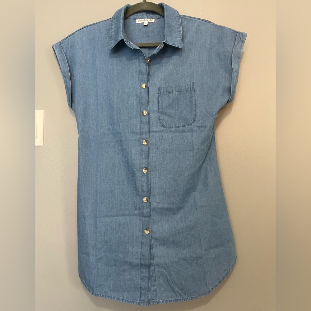 NorthStyle Blue Button Down Shirt